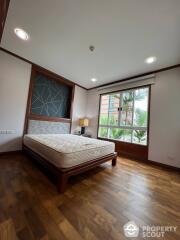 2-BR Condo at The Bangkok Sukhumvit 43 Condominium near BTS Phrom Phong