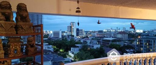 2-BR Condo at 38 Mansion Condominium 38 near BTS Ekkamai