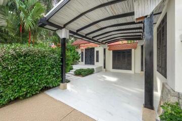 5 Bedroom Recently Renovated Luxury Villa In Sai Taan, Phuket