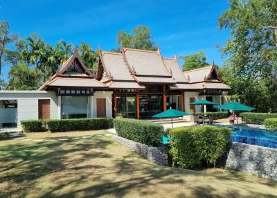 Luxurious 2 Bedroom Villa For Sale In Banyan Tree, Phuket