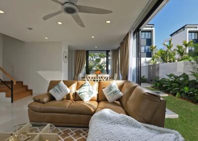 New 3 Bedroom House In Laguna Park 2