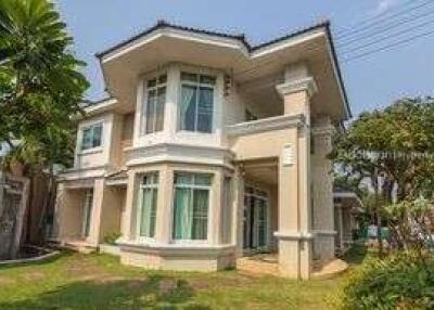 Two-story single house with 5 bedrooms and 6 bathrooms, located in the San Sai area, close to HomePro San Sai.