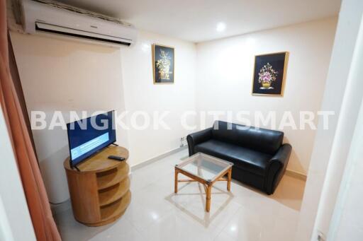 Condo at Prime Suite Sukhumvit 18 for sale