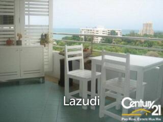 2 bedroom Condominium with Sea Views