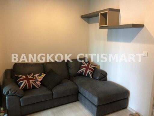 Condo at Life Pinklao for rent