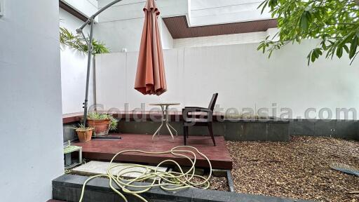 2 Bedrooms Furnished Condo with large Terrace - Sukhumvit 55 (Thonglor)