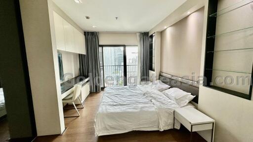 2 Bedrooms Condo on high floor at Noble Remix - Sukhumvit 36