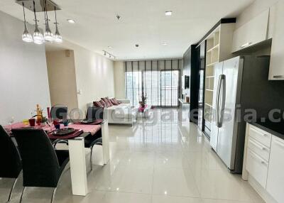 2 Bedrooms Condo on high floor at Noble Remix - Sukhumvit 36