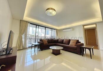 3 Bedrooms Modern Furnished Apartment - Sukhumvit, Asok BTS