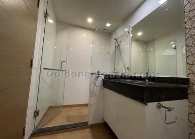 3 Bedrooms Modern Furnished Apartment - Sukhumvit, Asok BTS