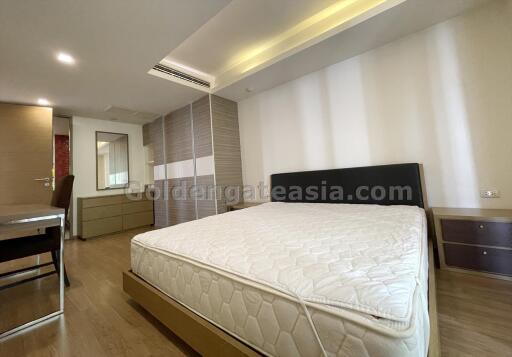 3 Bedrooms Modern Furnished Apartment - Sukhumvit, Asok BTS