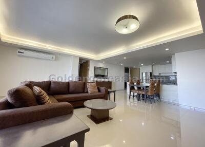 3 Bedrooms Modern Furnished Apartment - Sukhumvit, Asok BTS