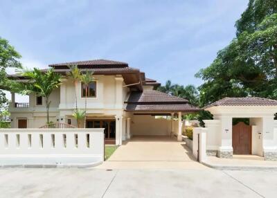 6 Bedroom Mountain View Villa For Sale In Lakewood Hills, Phuket