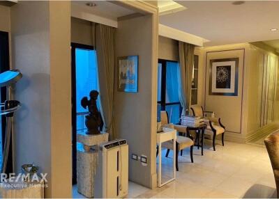 Luxury Urban Condo with Easy Access to MRT Si Lom - Sathorn Gardens Bangkok