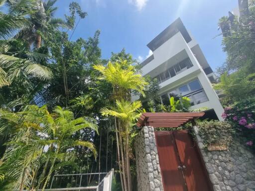 Stunning Sea View Villa for Sale in Surin - Villa Napalai in Surin Heights