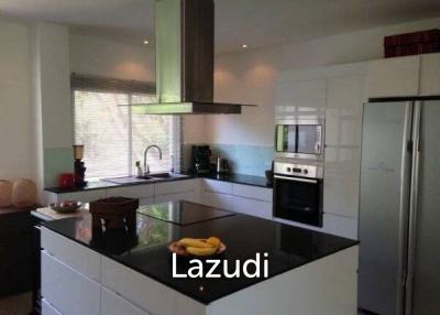 Beautifully Refurbished 3 Bed Condo