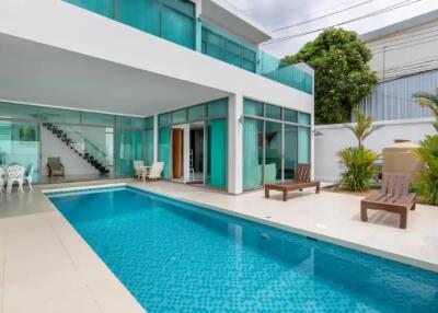 4 Bedroom Pool Villa for Sale at Nathong Village, Kamala