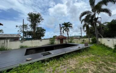 3 Bedroom Fixer-Upper Stand Alone Villa on Pasak 8