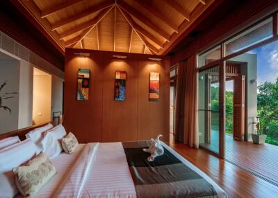 Luxury 6-Bedroom Baan Banyan Villa for Sale in the Kamala Headland