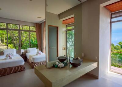 Luxury 6-Bedroom Baan Banyan Villa for Sale in the Kamala Headland