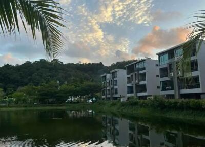 3 Bedroom Lakefront Townhome for Sale in Kamala