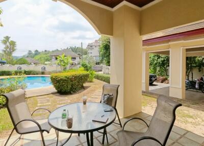 6 Bedroom Private Pool Villa for Sale in Kathu