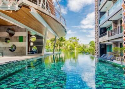 Foreign Freehold Condo for Sale at Emerald Terrace, Patong