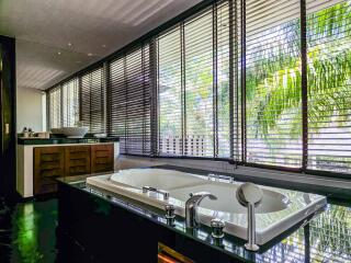 4 Bedroom Villa on 2,013 sqm Land Plot for Sale in the Exclusive Layan Estate, Phuket