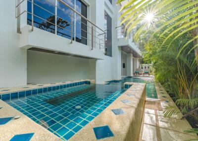 4 Bedroom Sea View Pool Villa for Sale in Patong Beach