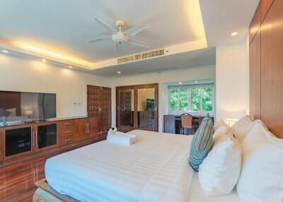 4 Bedroom Sea View Pool Villa for Sale in Patong Beach