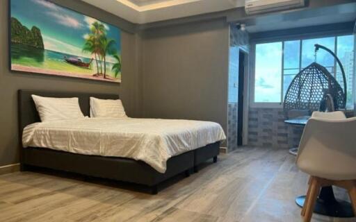 Affordable Freehold 1 Bedroom Condo for Sale at Patong Condotel