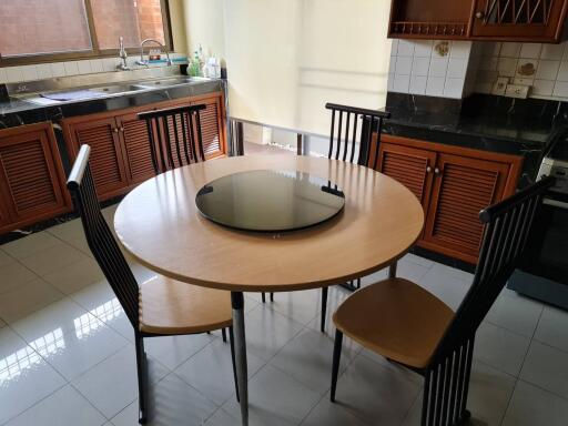 Kitchen with dining area