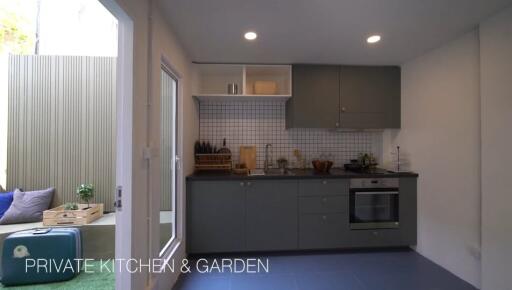 Private kitchen with garden