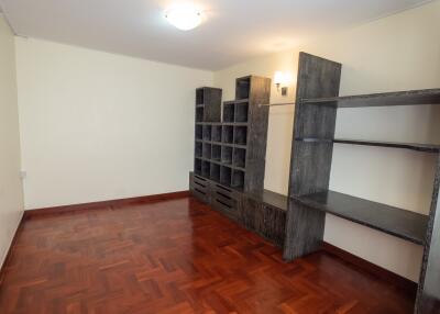 Living room with built-in shelves