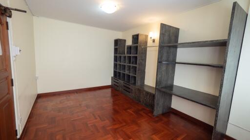 Living room with built-in shelves