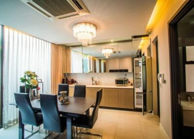 Modern kitchen with dining area