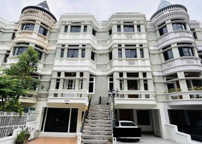 Front facade of an apartment building