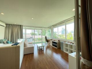 Spacious living room with city view