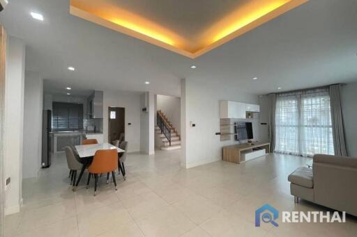 Luxury modern home ready to move in near Regents International School Pattaya