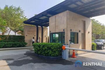 Luxury modern home ready to move in near Regents International School Pattaya