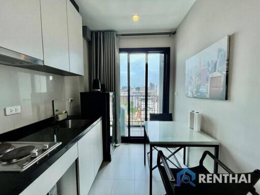 1-bed Fully Furnished Condo in The Base Central Pattaya