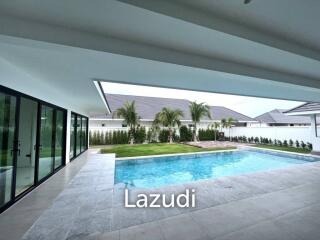 THE CLOUDS 2 : Modern 4 Bed Pool Villa