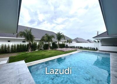 THE CLOUDS 2 : Modern 4 Bed Pool Villa