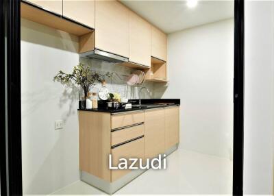 2 Bed 2 Bath 61.77 SQ.M. The Shade Sathon 1