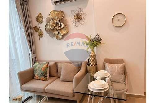 26 Sqm., 1 Bed, 1 Bath Townhouse listed for ฿ 2,184,000.