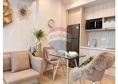 26 Sqm., 1 Bed, 1 Bath Townhouse listed for ฿ 2,184,000.