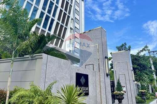 71 Sqm., 2 Beds, 2 Baths Townhouse listed for ฿ 15,500,000.