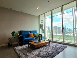 Spacious living room with city view