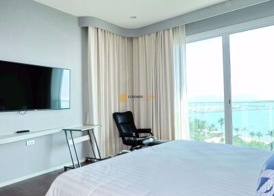 คอนโดนี้ มีห้องนอน 1 ห้องนอน  อยู่ในโครงการ คอนโดมิเนียมชื่อ Movenpick White Sand Beach 