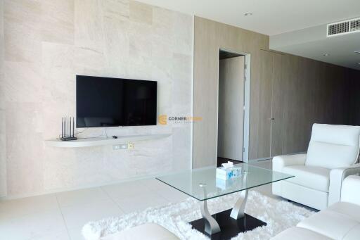 1 bedroom Condo in Movenpick White Sand Beach Na Jomtien